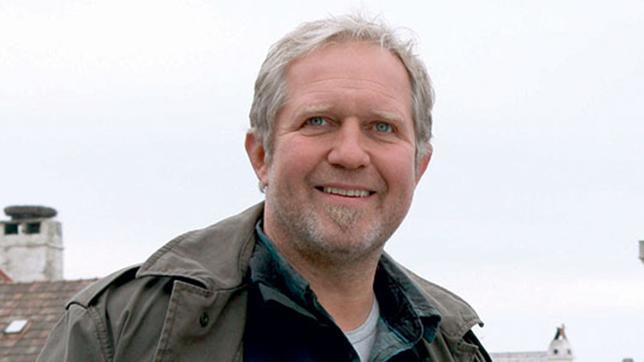 Bild: ARD/ORF/Petro Domenigg Thomas Stickler in seinen Weingärten