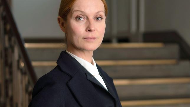 Bild: ARD/Georges Pauly Staatsanwältin Barbara Geldermann (Esther Schweins).