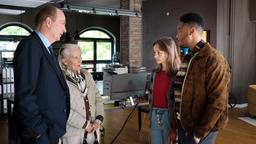 Markus Gellert (Herbert Knaup), Marion von Brede (Marie Anne Fliegel) und Charlie (Mathilde Bundschuh) wollen Charlies Freund Kodjo (Dimitri Abold) helfen.