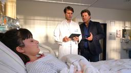 Die Erzieherin Jule Peters (Paula Schramm.) liegt nach einem septischen Schock im Krankenhaus. Dr.Christian Kleist (Francis Fulton Smith) und Dr. Michael Sandmann (Luca Zamperoni) suchen nach der Ursache.