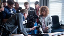 Backstage bei den Dreharbeiten zur Staffel 29: Kamera trifft Kamera - Regisseur Lars Jessen hat ein Auge drauf