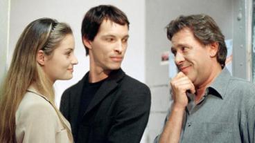 Bild: ARD/Thorsten Jander Pia stellt ihren Freund vor