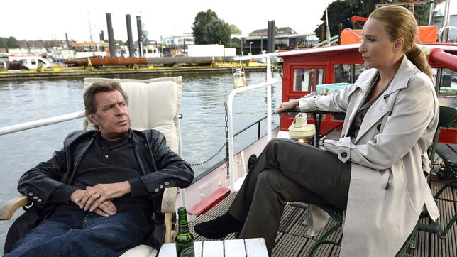 Bild: ARD/Markus Hertrich Frau Küppers und Dirk