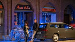 Mehrere Einbrüche in das Geschäft des verstorbenen Schlüsselmachers Hans Adler rufen Harry (Maria Ketikidou) und Piet (Peter Fieseler) auf den Plan.