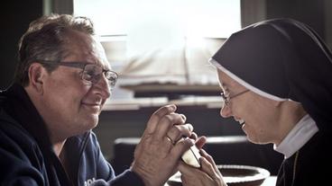 Bild: ARD/Georges Pauly Hinrichs und Nonne Renate