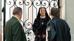 Der neue Fall führt Hubert (Christian Tramitz) und Girwidz (Michael Brandner) ins Kloster und zu Oberin Renate (Michaela Steiger).