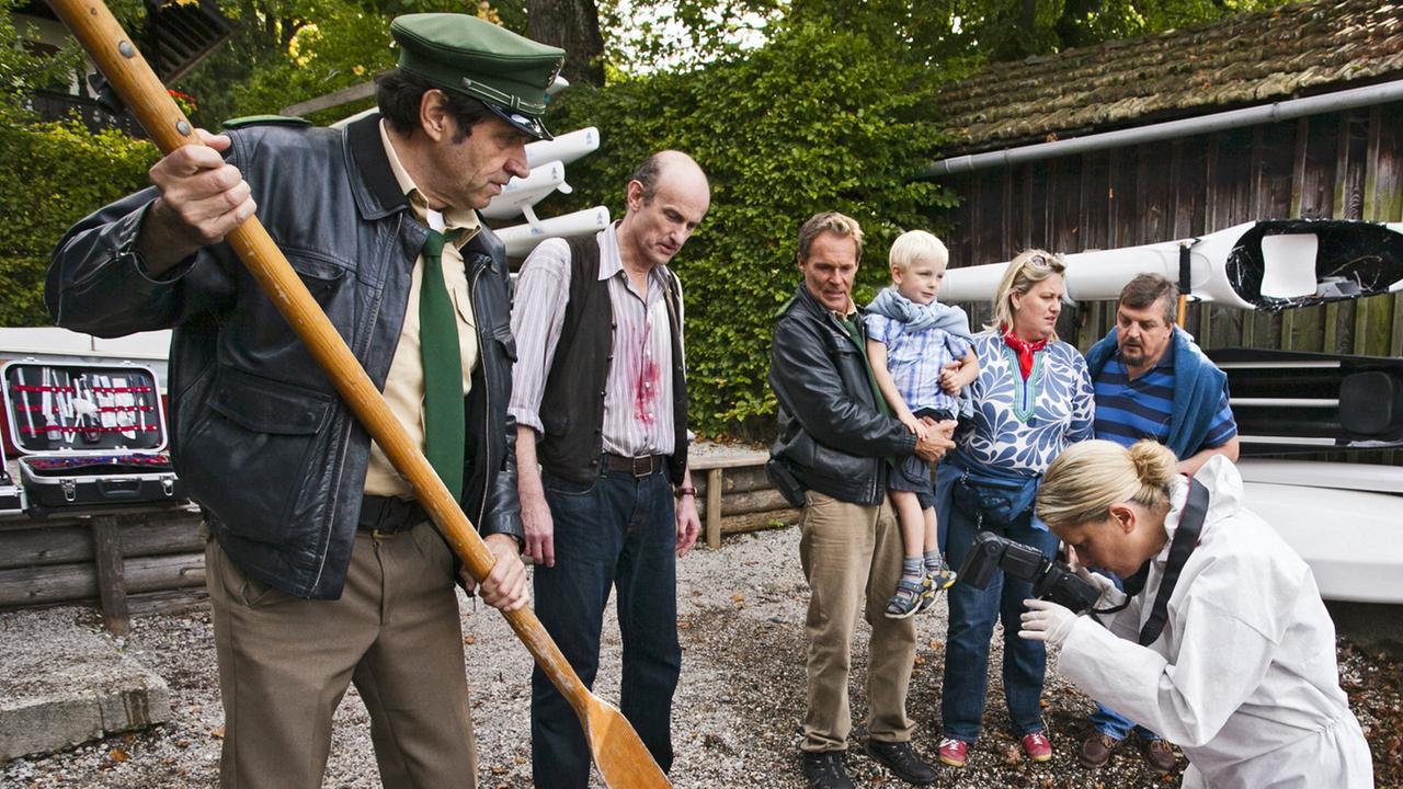 Hubert und Staller werden zu einem heftigen Streit gerufen