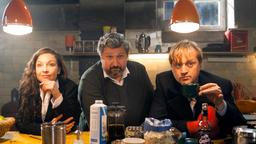 Vertrackter Fall: Katja Reimann (Valerie Koch), Cem (Aykut Kayacik) und Huck (Patrick von Blume).