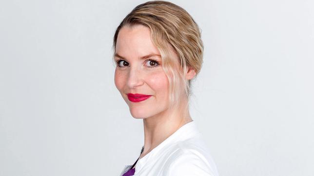 Bild: ARD/Tom Schulze Mirka Pigulla spielt Julia Berger