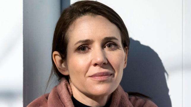 Bild: ARD/Jens Ulrich Koch Julia Malik spielt Silke Wegner