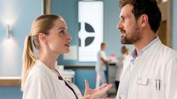 Als neuer Oberarzt im Johannes-Thal-Klinikum beginnt Dr. Theo Faller (Alexander Gier) einen Probetag und eckt direkt mit Julia Berger (Mirka Pigulla) an.