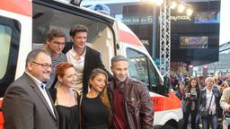 Die jungen Ärzte Fanmarathon Preview Berlin 14.09.2015: Michael Trischan (Hans-Peter Brenner), Stefan Ruppe (Elias Bähr), Hendrikje Fitz (Pia Heilmann), Philipp Danne (Ben Ahlbeck), Arzu Bazman (Arzu Ritter), Mike Adler (Dr. Matteo Moreau)