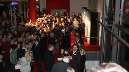 In aller Freundschaft – Die jungen Ärzte Premiere 19. Januar 2015 Erfurt: Fans in der Aula des Kinos