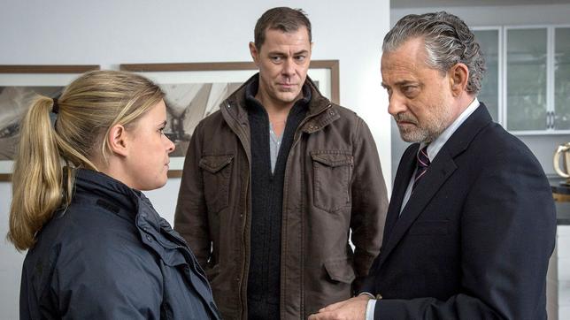 Dr. Mannheimer mit Finn Kiesewetter und Sandra Schwartenbeck