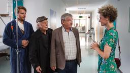 Edwin Bremer (Tilo Prückner) und Günter Hoffmann (Wolfgang Winkler) haben im Krankenhaus den verletzten Callboy Christian Kellner (Sebastian Tessenow) befragt und Celine (Karen Dahmen) kennengelernt.