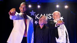 Edwin (Tilo Prückner) traut sowohl Maldini (Dietrich Hollunderbäumer), als auch Kalisto (Felix Rech), den Mord an der Assistentin zu.