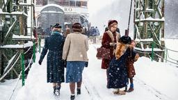 Astrid, Lise, Ellen Henriksen (v.l.: Ragnhild Heien Myntevik, Clara Lien Sunde, Maibritt Saerens)