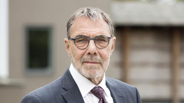 Bild: ARD/Steffen Junghans/Steffen Junghans Gunter Schoß als Prof. Georg Baumgart
