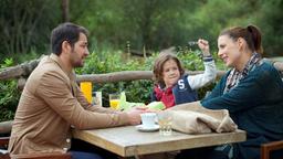 Zoobesucherin Janette mit ihrem Sohn und ihrem Partner. 