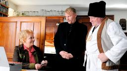 Wirtin Maria, Atze und Oleg Tomakov