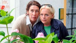 Julie Zirbner und Maria Dengg