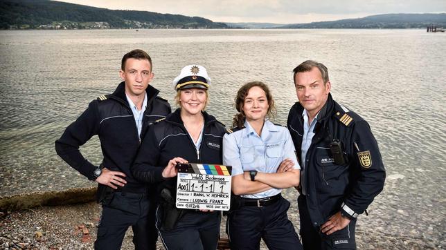 Bild: ARD/SWR/Patrick Pfeiffer In den Hauptrollen (v.l.n.r.) Simon Werdelis, Floriane Daniel, Wendy Güntensperger, Ole Puppe.