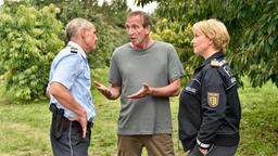 Nele (Floriane Daniel) und ihr neuer Kollege Paul Schott (Tim Wilde) versuchen herauszufinden, ob Fred Romberg (Jochen Nickel) etwas mit der Ermordung seines verhassten Nachbarn zu tun hat.