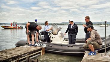 Das Polizeiboot Bodan 2 wird drehfertig gemacht.