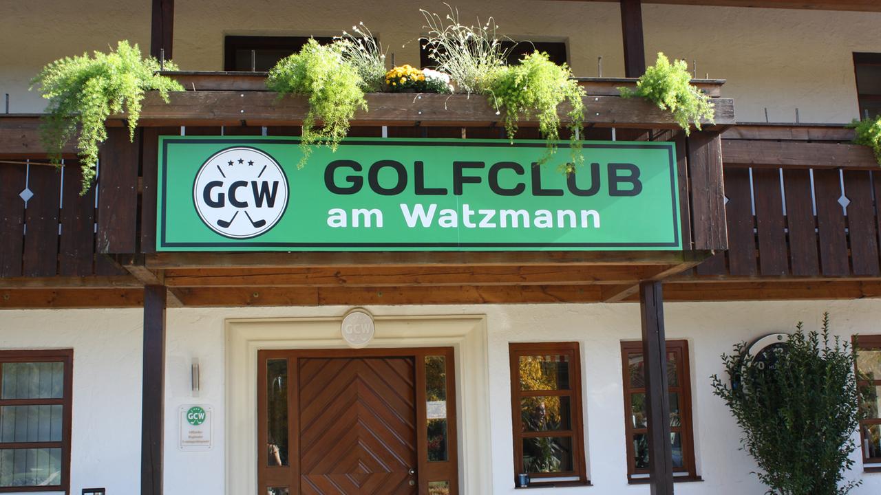 Der" Golfclub am Watzmann" ist Schauplatz von Folge 13 ("Abschlag").