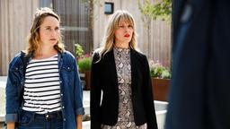 Judith Delius (Christiane Bärwald) und Manu Högl (Ines Hollinger) die Gründerinnen des Zentrums sind bestürzt, können aber Jerry und Sophia bei ihren Ermittlungen nicht weiterhelfen.