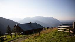 Ausblick von der Kühroint Alm (Eckeralm) in Richtung des Watzmann