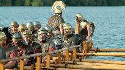 Jens Riewa wandert als römischer Legionär den Rhein entlang