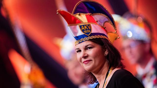 Außenministerin Annalena Baerbock wird die 73. Ritterin des Ordens wider den tierischen Ernst. 