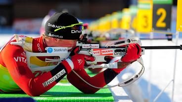 Bild: dpa Biathlet beim Liegenschießen