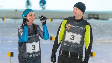 Bild: ARD/Ralf Wilschewski Team 3 (Schwarz): Schauspielerin Natalia Wörner und ARD-Wetterfrosch Sven Plöger
