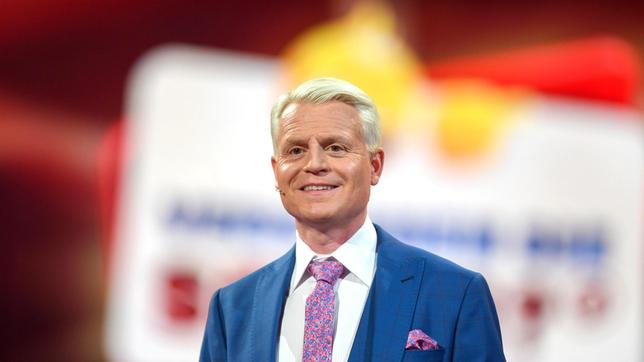 Bild: SWR/Wolfgang Breiteneicher Es ist wieder soweit! Guido Cantz fragt: "Verstehen Sie Spaß?" und führt Promis wie Oliver Pocher und Johannes B. Kerner an der Nase herum.