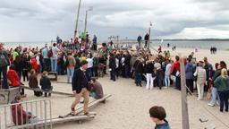 Beachvolleyball-Starcup 2014: Fans bei der Autogrammstunde