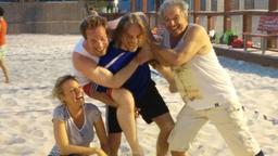 "Sturm der Liebe" trainiert für den Beachvolleyball-Starcup 2014: Melanie Wiegmann, Christian Feist, Erich Altenkopf und Joachim Lätsch.