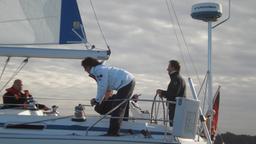 Mona Klare und Nicolas König auf dem Boot
