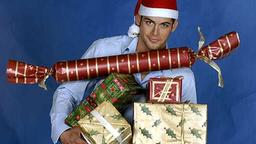 Roy Peter Marino mit Geschenken