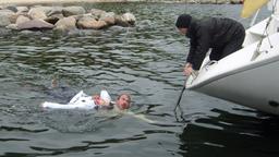 Nicolas König und Mona Klare im Wasser