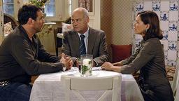Werner redet mit Nick und Petra