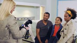 Jule, Louis, Kodjo und Naima