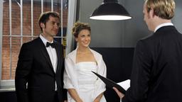 Nadine, Falk und ein Standesbeamter