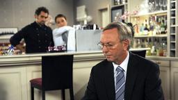 Nils und Carla mit dem vermeintlichen Gastro-Kritiker