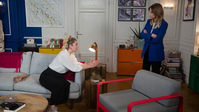 Bild: NDR/ARD/Nicole Manthey Als Charlotte (Malene Becker) von Amelie (Lara-Isabelle Rentinck) verlangt, sich bei den Behörden zu melden, zeigt Amelie ihr wahres Gesicht.
