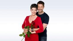 Das Traumpaar der 13. Staffel "Rote Rosen": Sydney Flickenschild (Cheryl Shepard, l.) und Mathis Segert (Mickey Hardt, r.).