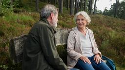 Dörte (Edelgard Hansen) und Gunter (Hermann Toelcke) zögern beide, sich ihren Gefühlen hinzugeben.