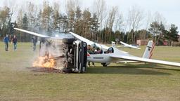 Rote Rosen Folge 2000 17.07.2015: Jana rettet Merle und Erika aus dem brennenden Flugzeug