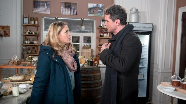 Bild: ARD/Nicole Manthey Luke (Oliver Franck) und Britta (Jelena Mitschke) gehen unversöhnlich auseinander.